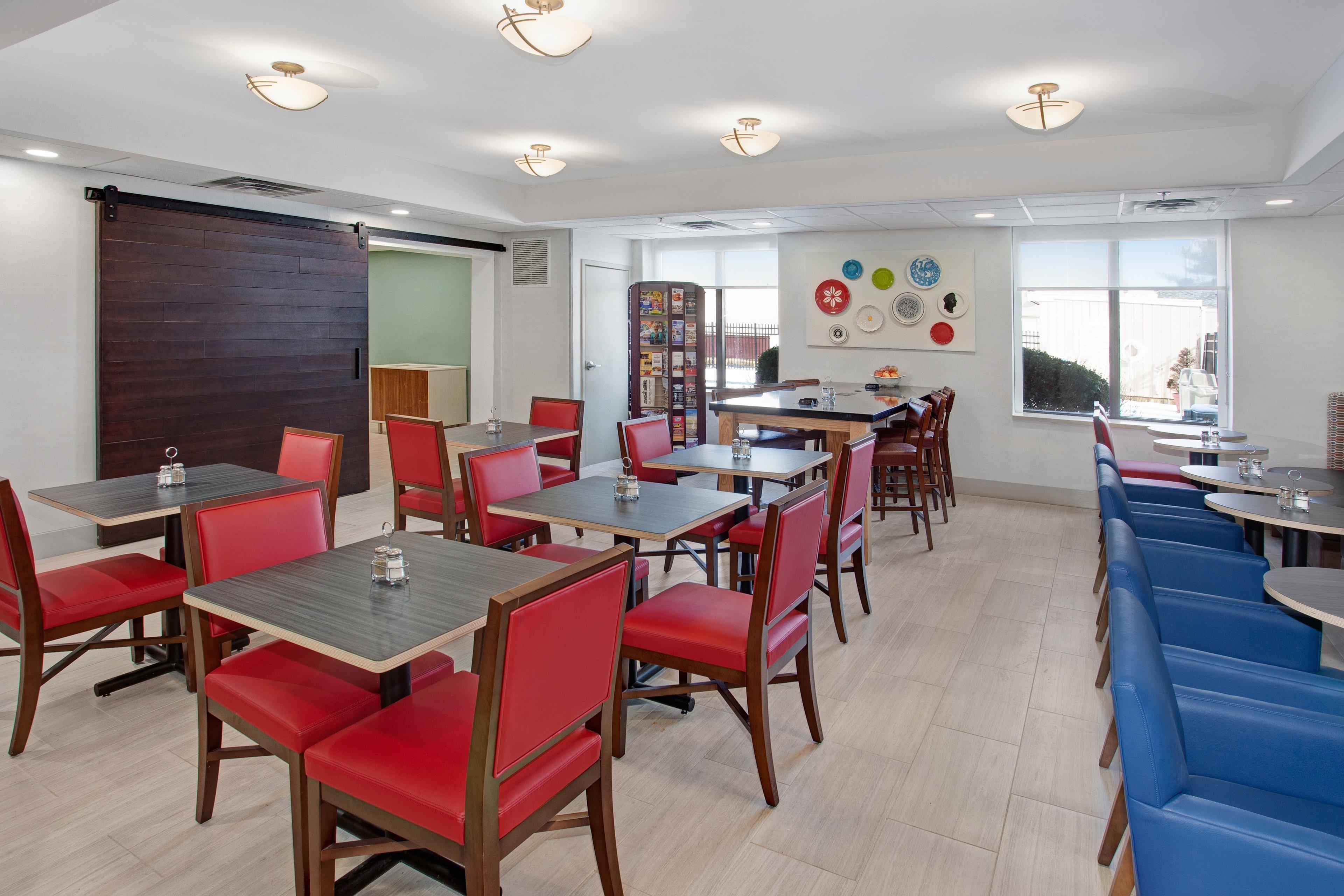 Hotel Express - Great Valley By Ihg 2*