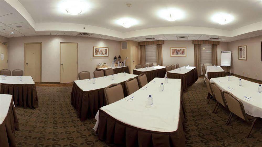 Hotel Express - Great Valley By Ihg 2*