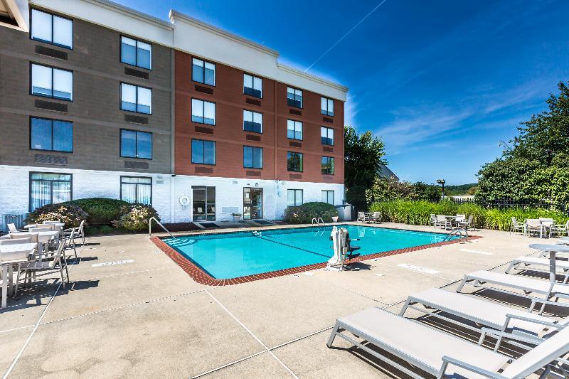 Hotel Express - Great Valley By Ihg 2*